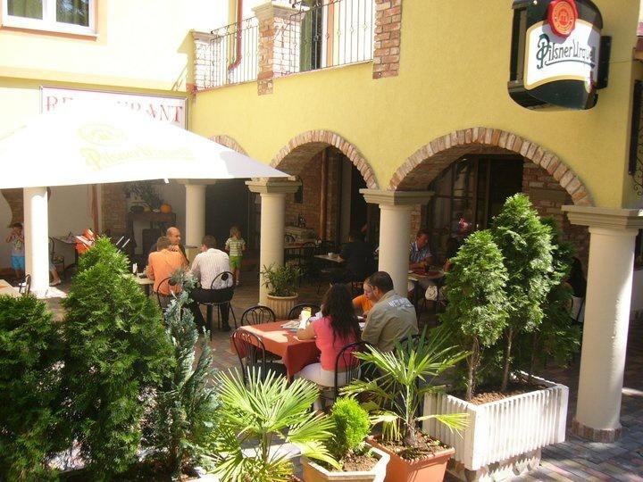 Penzion Da Giacomo Trenčín Exterior foto